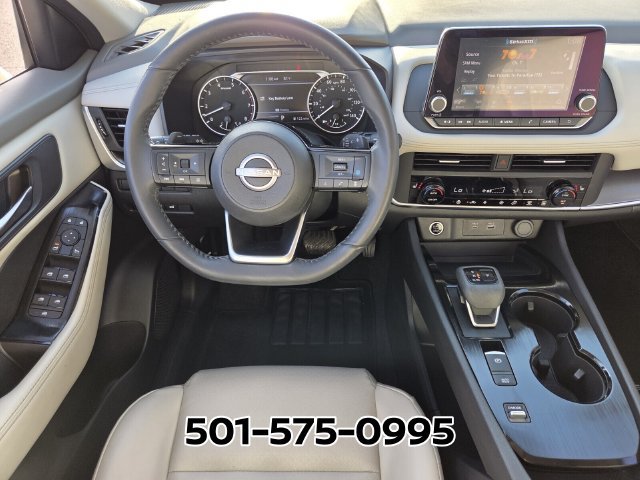 Used 2023 Nissan Rogue SV w/ SV Premium B Package FWD image 14