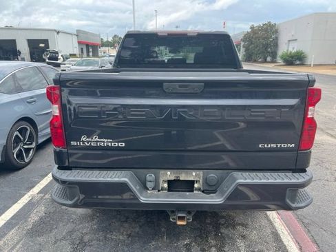 Used 2023 Chevrolet Silverado 1500 Custom AWD/4WD image 12