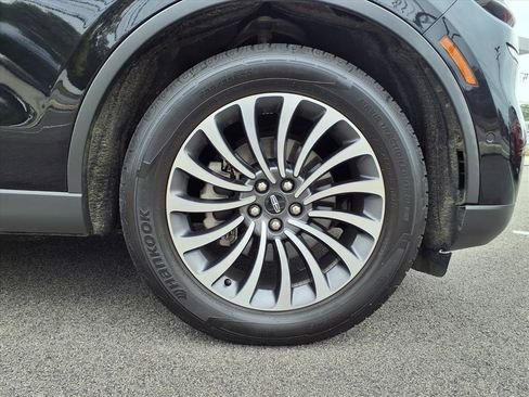 Used 2021 Lincoln Aviator Reserve w/ Equipment Group 201A image 9