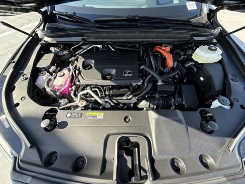 New 2026 Lexus RX 450h AWD image 27