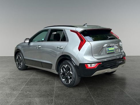 Used 2023 Kia Niro Wind FWD image 8
