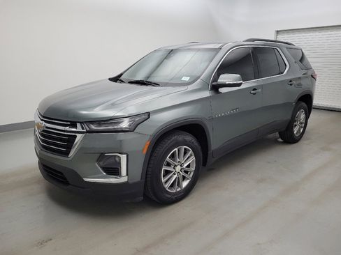 Used 2023 Chevrolet Traverse LT AWD/4WD image 2