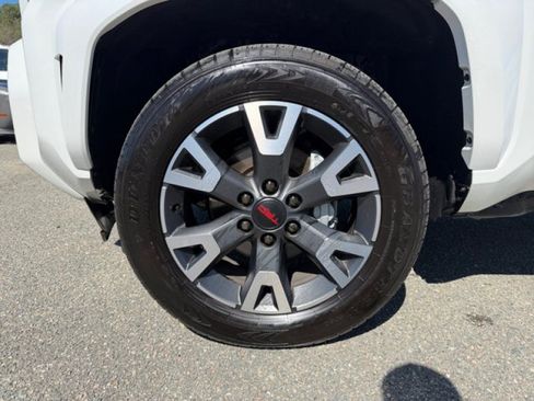 Used 2025 Toyota 4Runner TRD Sport AWD/4WD image 9
