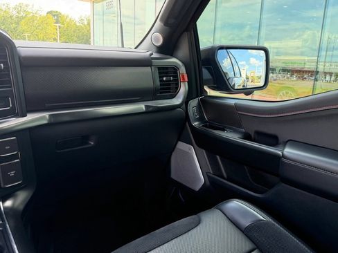 Used 2025 Ford F150 Raptor AWD/4WD image 32