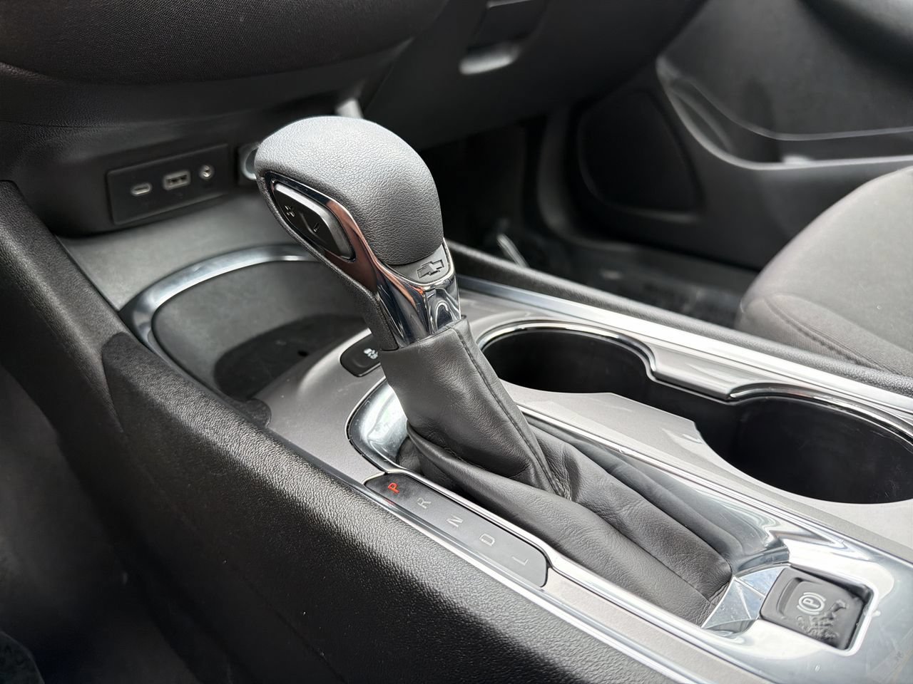 Used 2024 Chevrolet Malibu LT FWD image 24