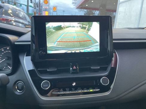 Used 2025 Toyota Corolla SE w/ Convenience Package image 22