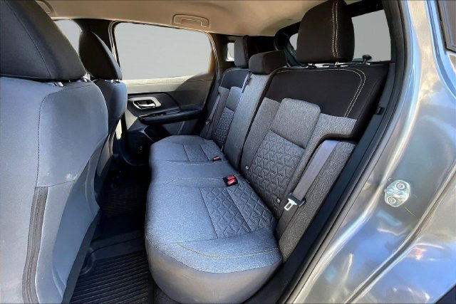 Used 2026 Nissan Kicks SV FWD image 20