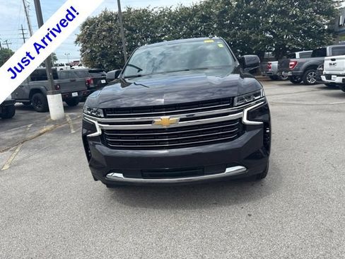 Used 2022 Chevrolet Tahoe LT w/ LT Signature Plus Package RWD image 8