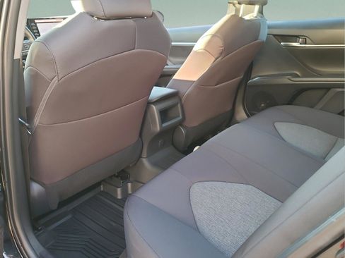 Used 2024 Toyota Camry LE image 9