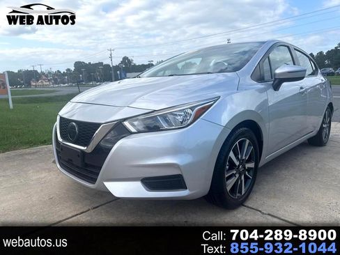 Used 2021 Nissan Versa SV image 1