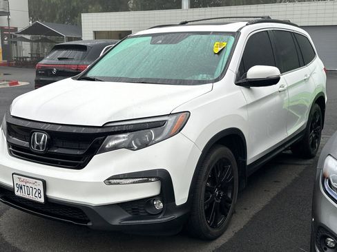 Used 2022 Honda Pilot Special Edition image 2