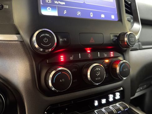 Used 2022 RAM 1500 Big Horn AWD/4WD image 30