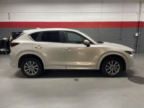 Used 2025 MAZDA CX-5 AWD 2.5 S w/ Preferred Package image 37