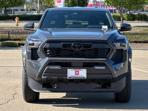 New 2026 Toyota Tacoma TRD Off-Road AWD/4WD image 8