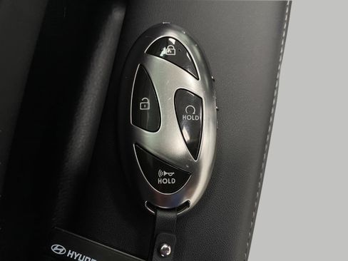 Certified 2025 Hyundai Sonata Limited FWD image 35