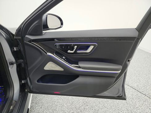 Used 2023 Mercedes-Benz S 500 4MATIC image 19