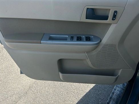 Used 2012 Ford Escape XLT image 14