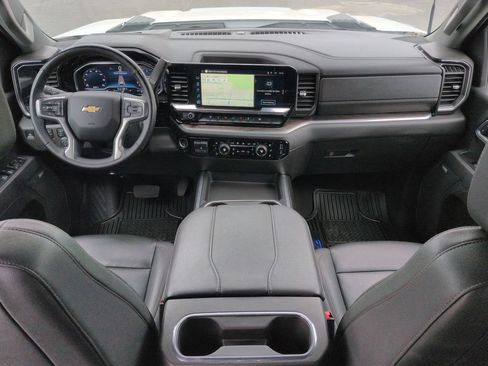 Certified 2025 Chevrolet Silverado 2500 LTZ w/ LTZ Convenience Package AWD/4WD image 19