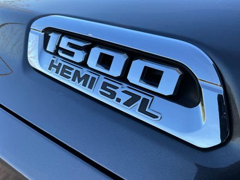 Used 2022 RAM 1500 Laramie AWD/4WD image 28