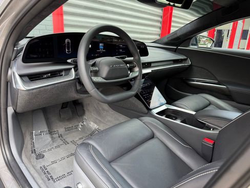Used 2023 Lucid Air Touring AWD/4WD image 5