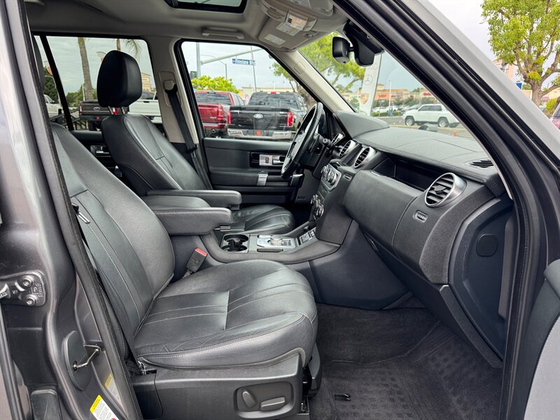 Used 2016 Land Rover LR4 HSE Silver Edition AWD/4WD image 60