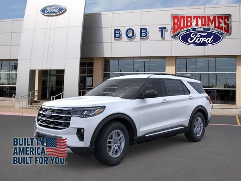 New 2025 Ford Explorer Active w/ Active Comfort Package image 1