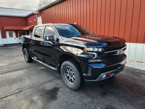 Used 2022 Chevrolet Silverado 1500 LT Trail Boss w/ Convenience Package II image 4