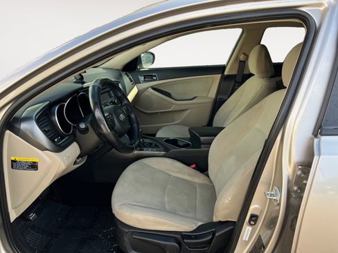 Used 2015 Kia Optima LX image 9