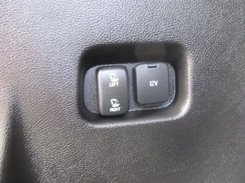 Used 2024 Ford Edge Titanium image 28