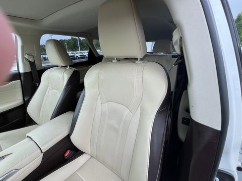 Used 2019 Lexus RX 350L AWD image 16