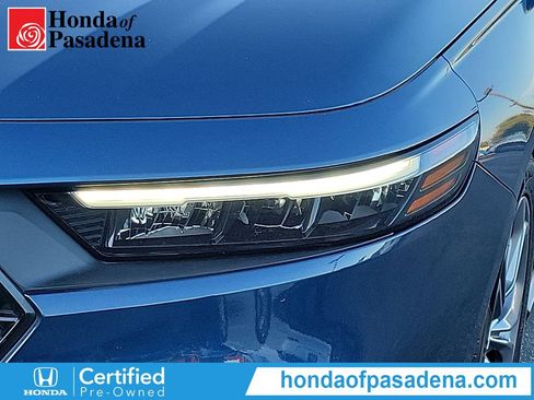 Certified 2023 Honda Accord EX image 29