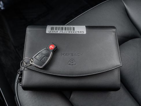 Used 2009 Maybach 57 S image 73