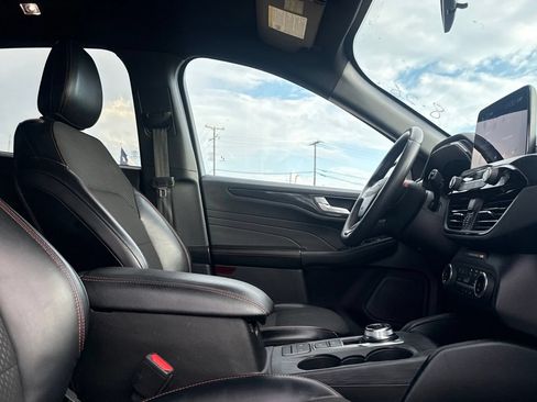 Used 2024 Ford Escape ST-Line AWD/4WD image 30