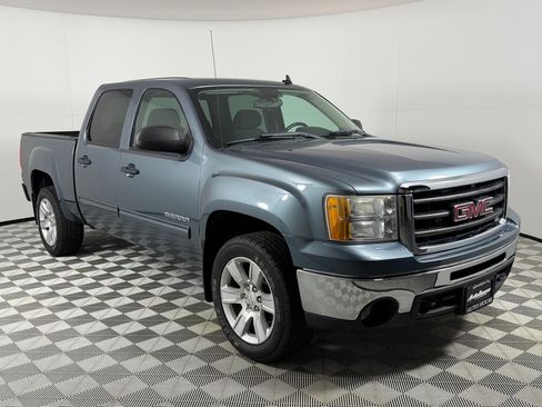 Used 2011 GMC Sierra 1500 SLE w/ Power Tech Package image 3