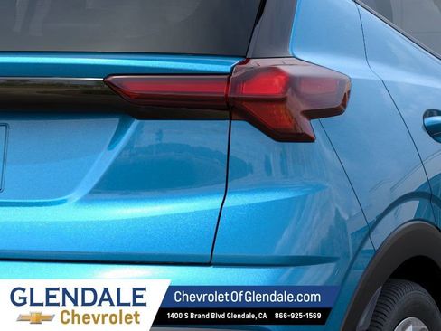 New 2027 Chevrolet Bolt LT w/ Comfort Package FWD image 11