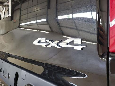 Used 2025 RAM 1500 Big Horn AWD/4WD image 13
