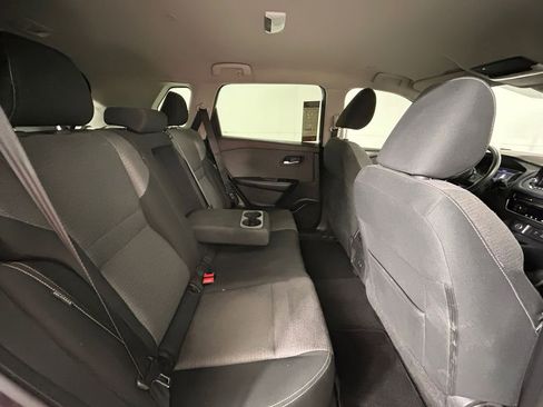 Used 2022 Nissan Rogue SV FWD image 17