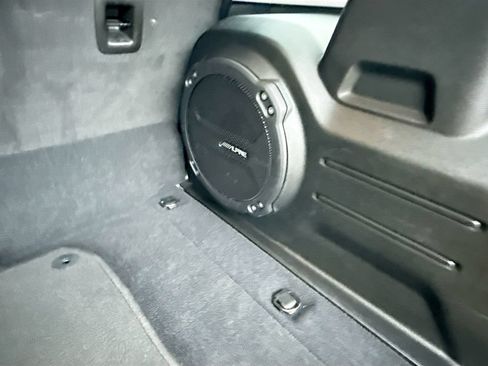 Used 2022 Jeep Wrangler Unlimited Rubicon 4xe AWD/4WD image 31