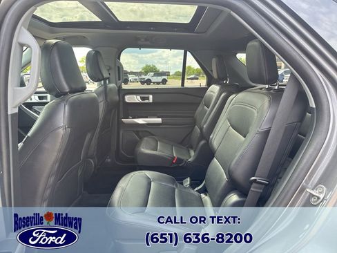 Used 2023 Ford Explorer Limited w/ Limited Technology Package AWD/4WD image 33