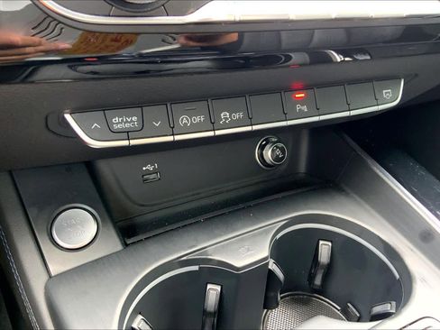 Used 2019 Audi A5 2.0T Premium Plus AWD/4WD image 31