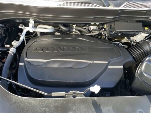 Used 2022 Honda Pilot Sport image 37