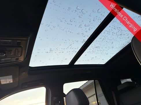 Used 2022 GMC Yukon Denali image 25