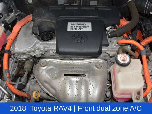 Used 2018 Toyota RAV4 XLE image 7