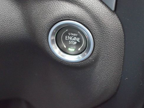 Used 2020 Chevrolet Silverado 1500 RST image 27