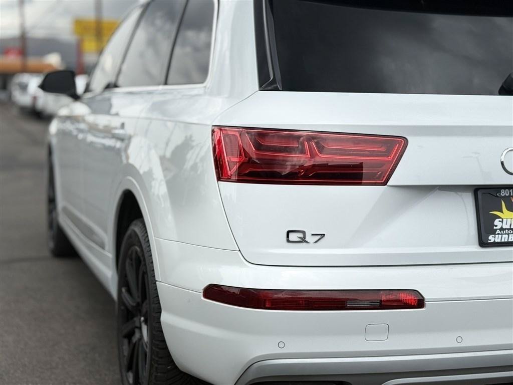 Used 2019 Audi Q7 3.0T Premium Plus w/ Premium Plus Package AWD/4WD image 13