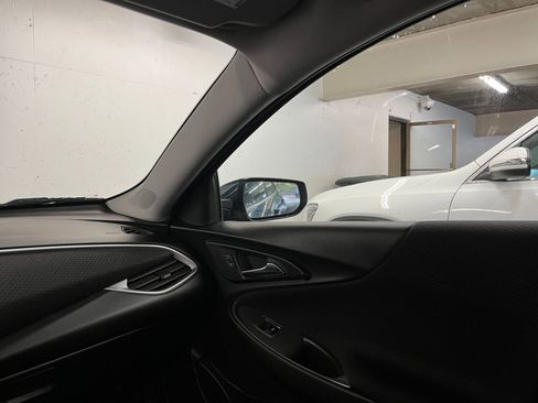 Used 2024 Chevrolet Malibu LT image 36