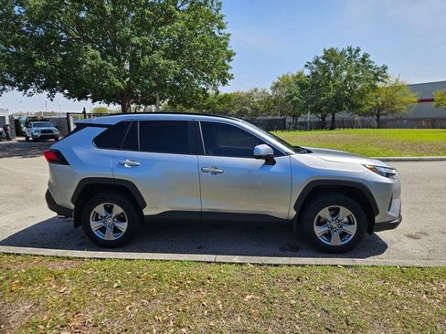 Certified 2024 Toyota RAV4 XLE w/ Convenience Package image 6