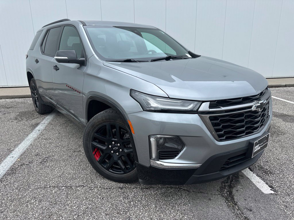 Used 2024 Chevrolet Traverse Premier w/ Redline Edition AWD/4WD image 10