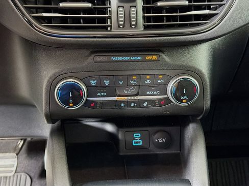 Used 2023 Ford Escape ST-Line AWD/4WD image 17