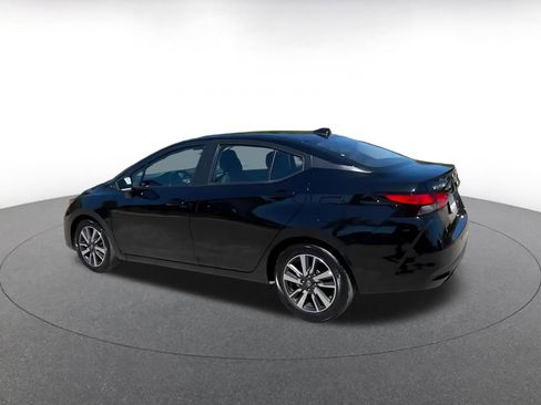 Used 2025 Nissan Versa SV image 10